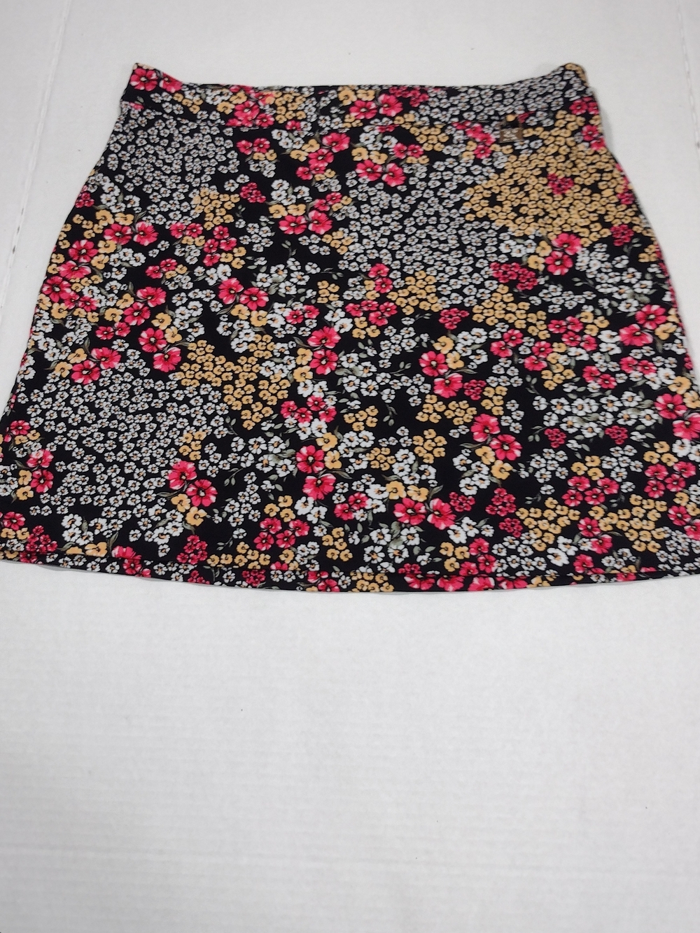 Floral A-Line Mini Skort in Black with Pink & Gold Flowers Sz Medium